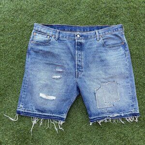Levi’s 501 Jean Shorts Mens Size 44 Distressed Patch Y2K Streetwear Wide Leg
